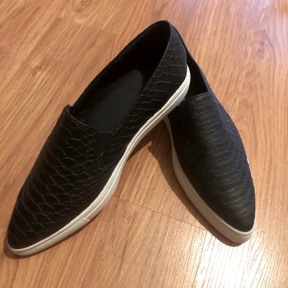 (NWOT) NA-KD Slip on shoes - Picture 3 of 3